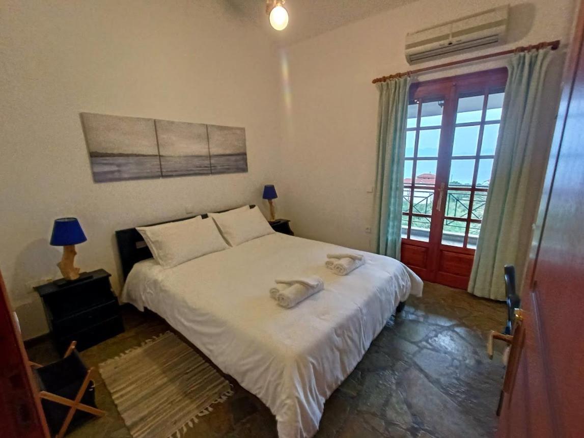 Villa Mariana โคโรนิ ภายนอก รูปภาพ